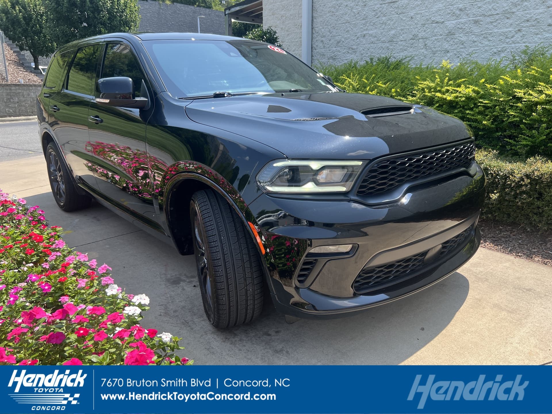 2022 Dodge Durango GT Plus — photo 1 of 36