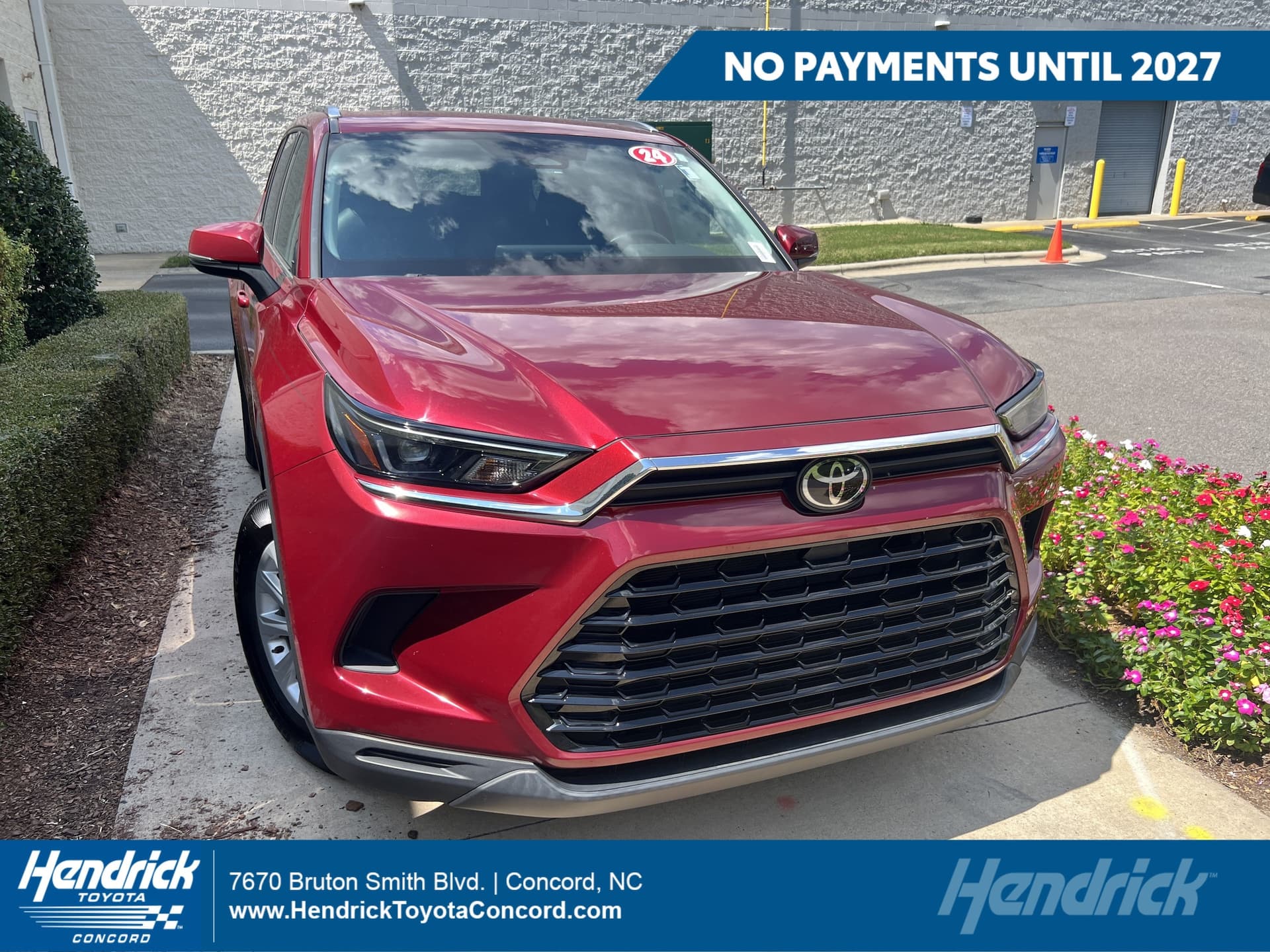 2024 Toyota Grand Highlander XLE — photo 1 of 36