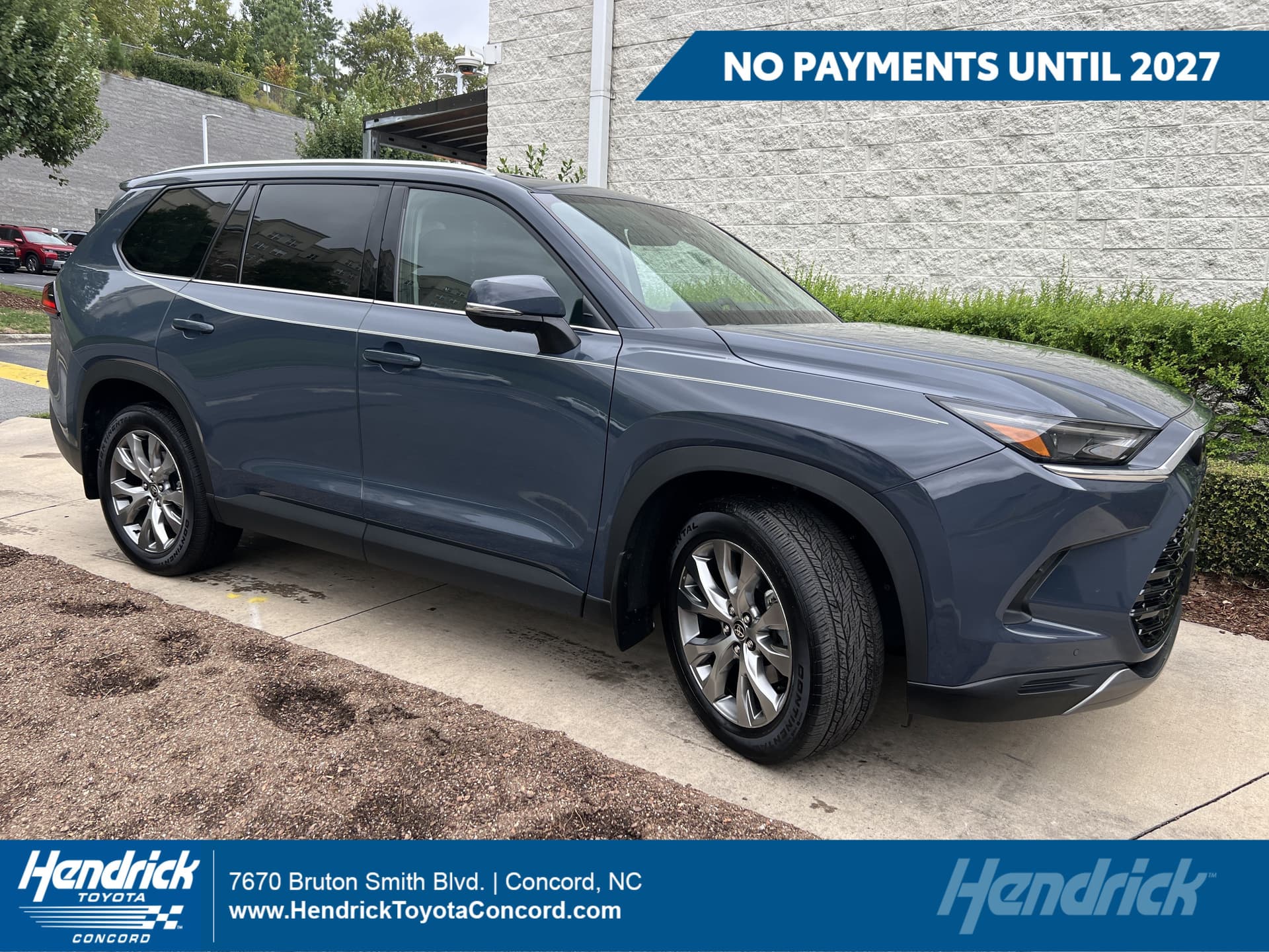 2024 Toyota Grand Highlander Limited — photo 1 of 37