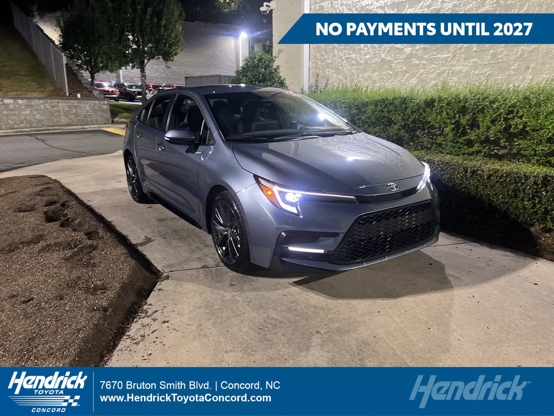 2026 Toyota Corolla SE — photo 1 of 35