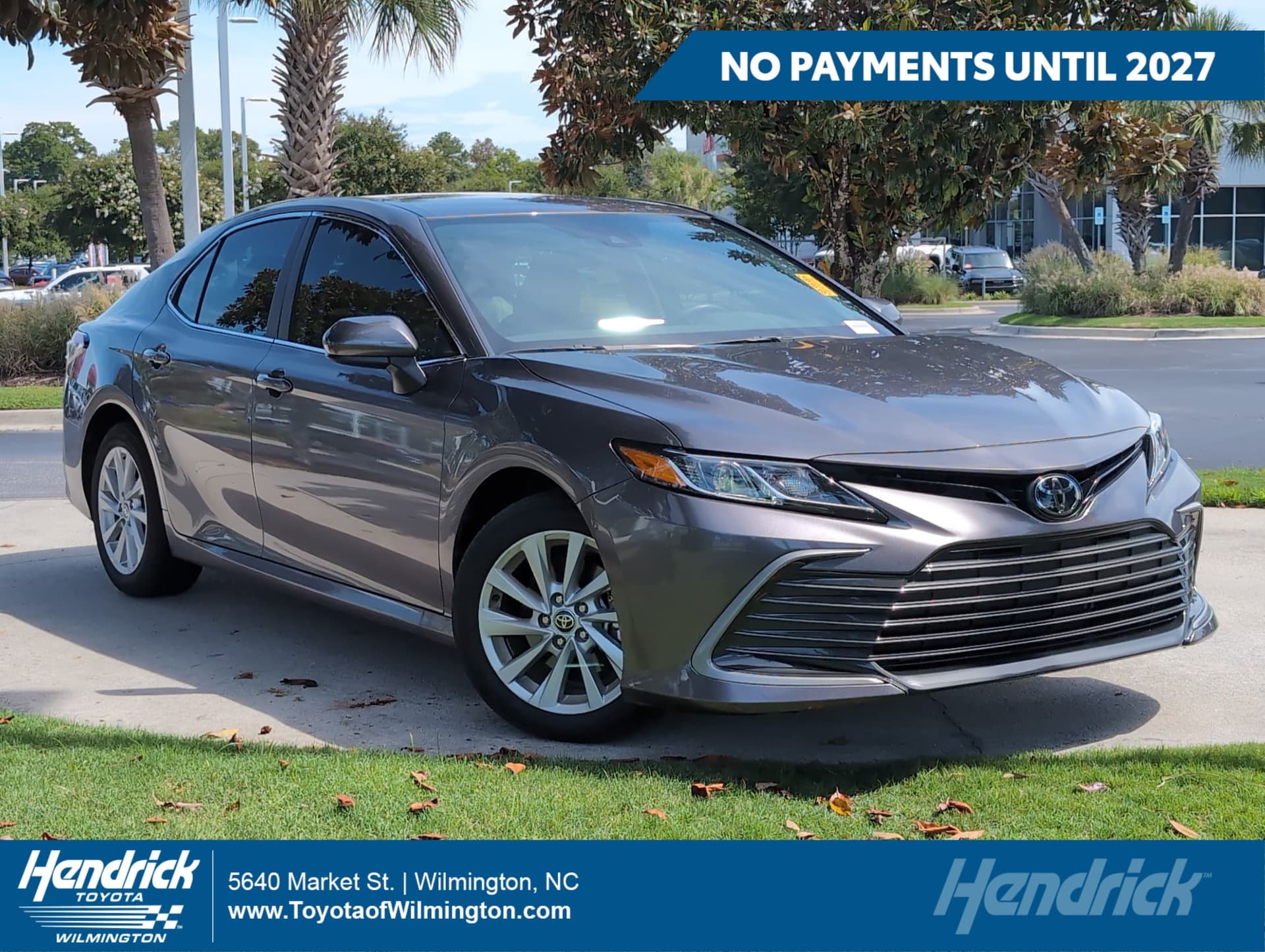 2024 Toyota Camry LE — photo 1 of 11