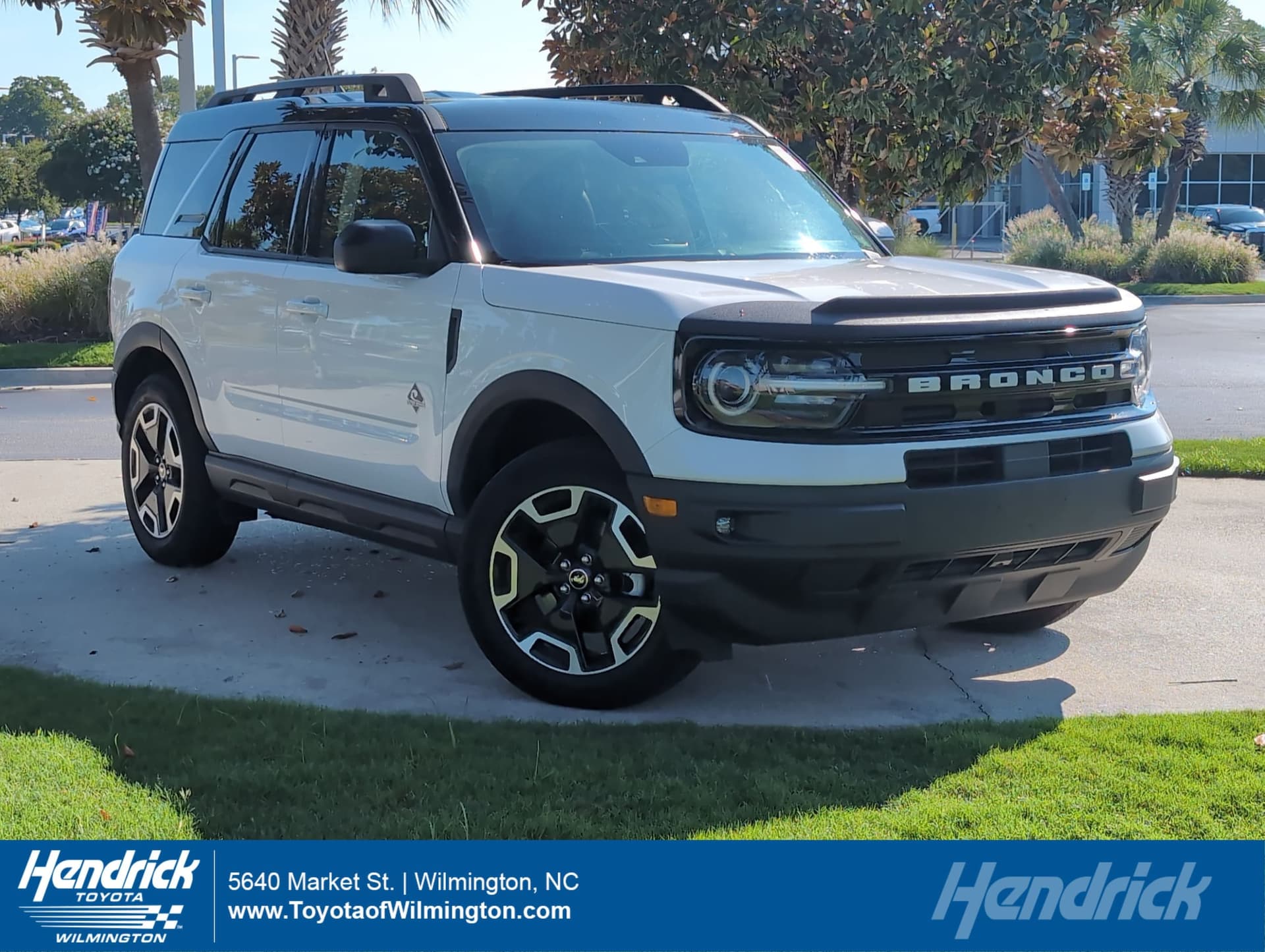 2022 Ford Bronco Sport Outer Banks — photo 1 of 11