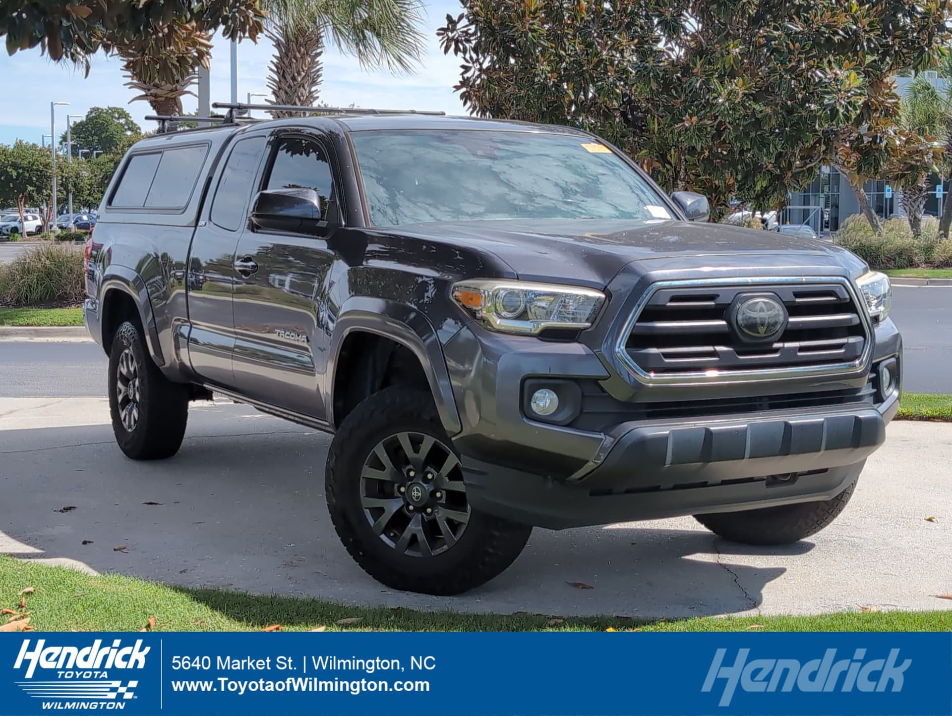 2018 Toyota Tacoma SR5 — photo 1 of 11