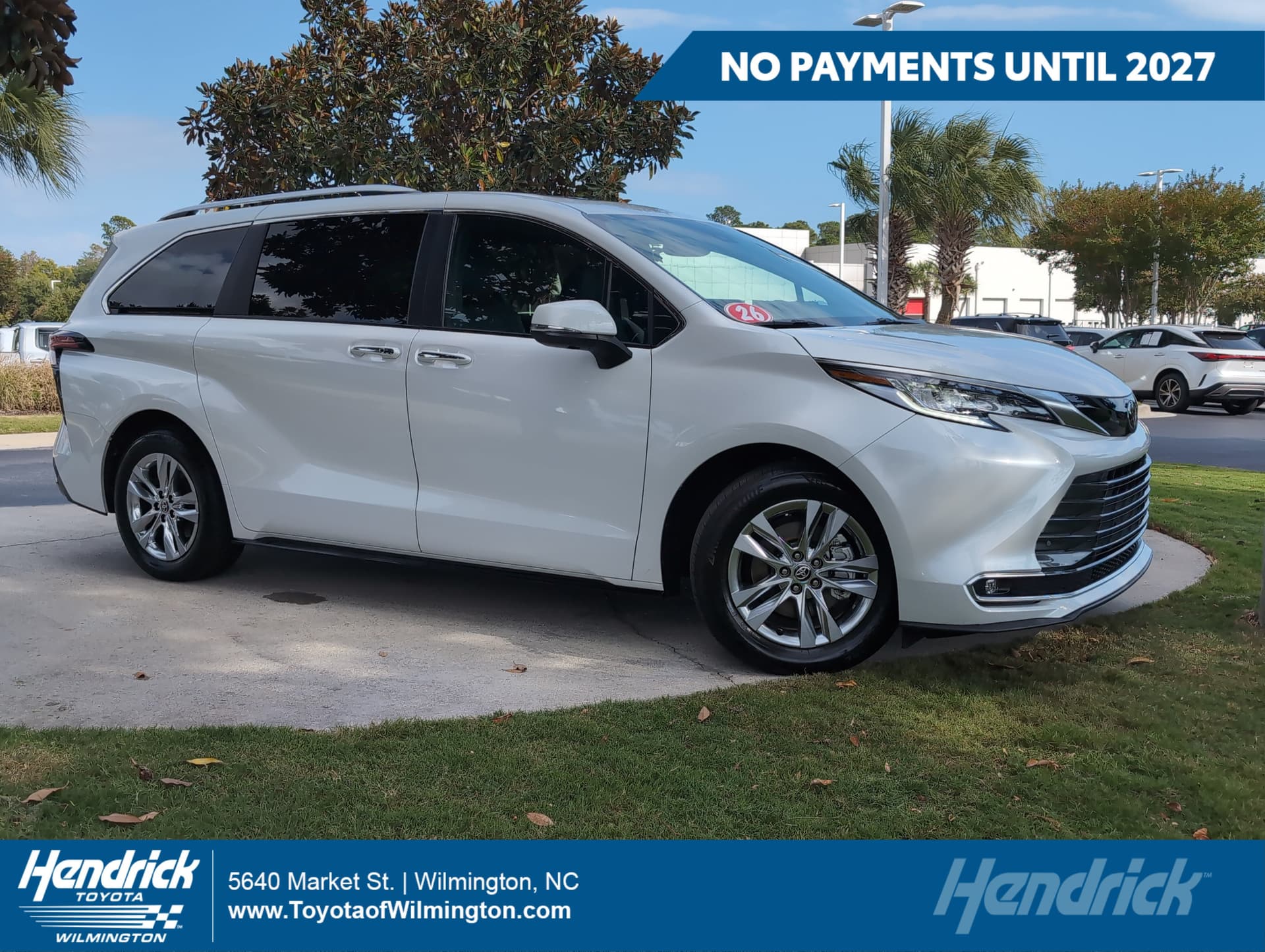 2026 Toyota Sienna Limited — photo 1 of 41
