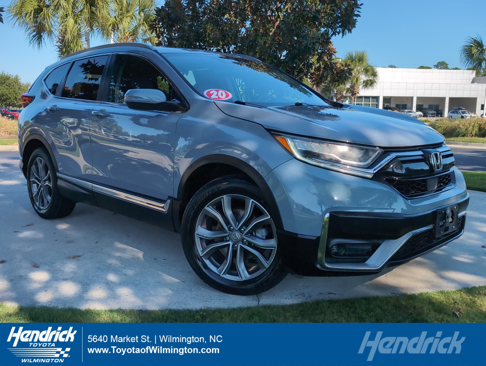 2020 Honda CR-V Touring — photo 1 of 41
