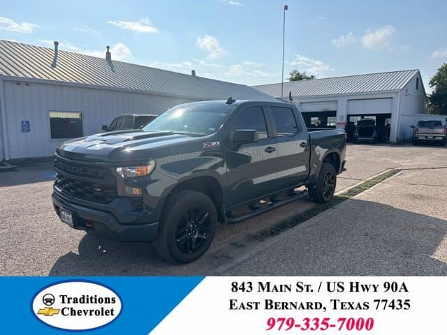 2025 Chevrolet Silverado 1500 Custom Trail Boss — photo 1 of 11
