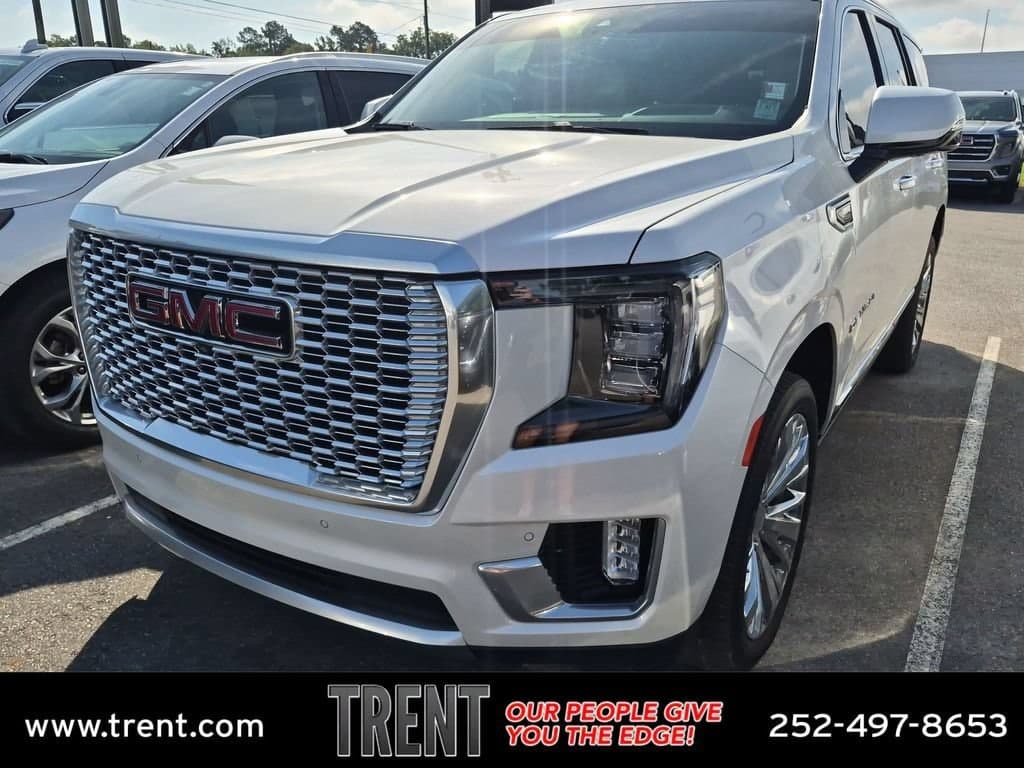 2021 GMC Yukon Denali — photo 1 of 15
