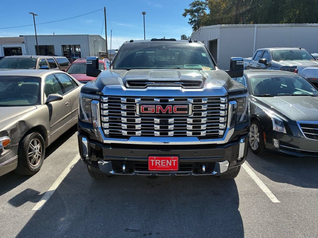 2026 GMC Sierra 2500HD Denali — photo 1 of 9