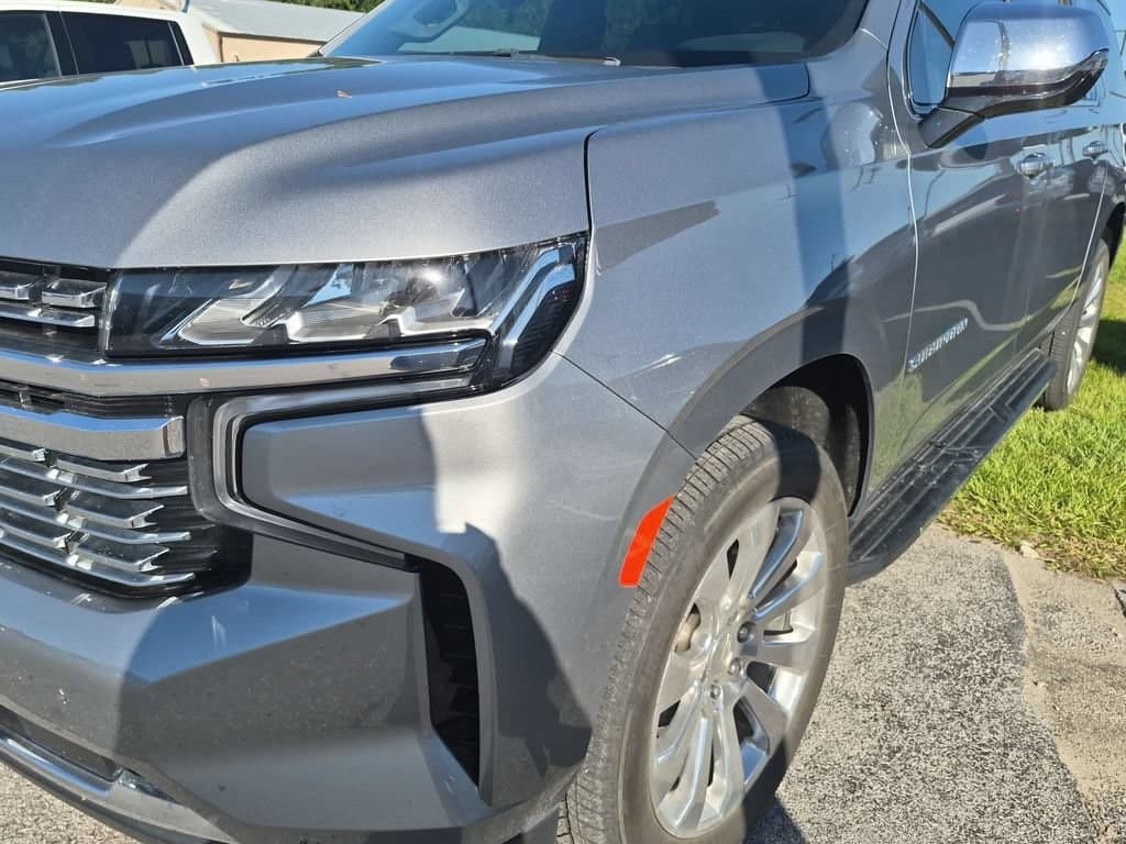 2023 Chevrolet Suburban Premier — photo 1 of 14