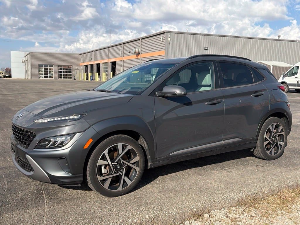 2023 Hyundai Kona Limited — photo 1 of 16