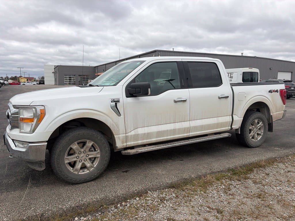 2021 Ford F-150 XLT — photo 1 of 8