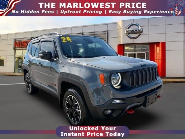 2023 Jeep Renegade Trailhawk — photo 1 of 37