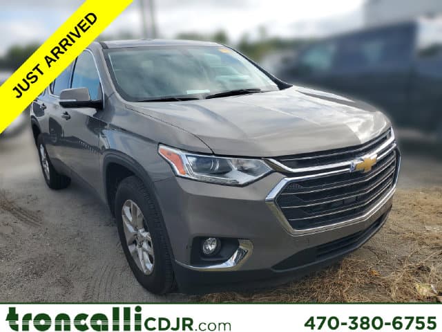 2018 Chevrolet Traverse Base — photo 1 of 11