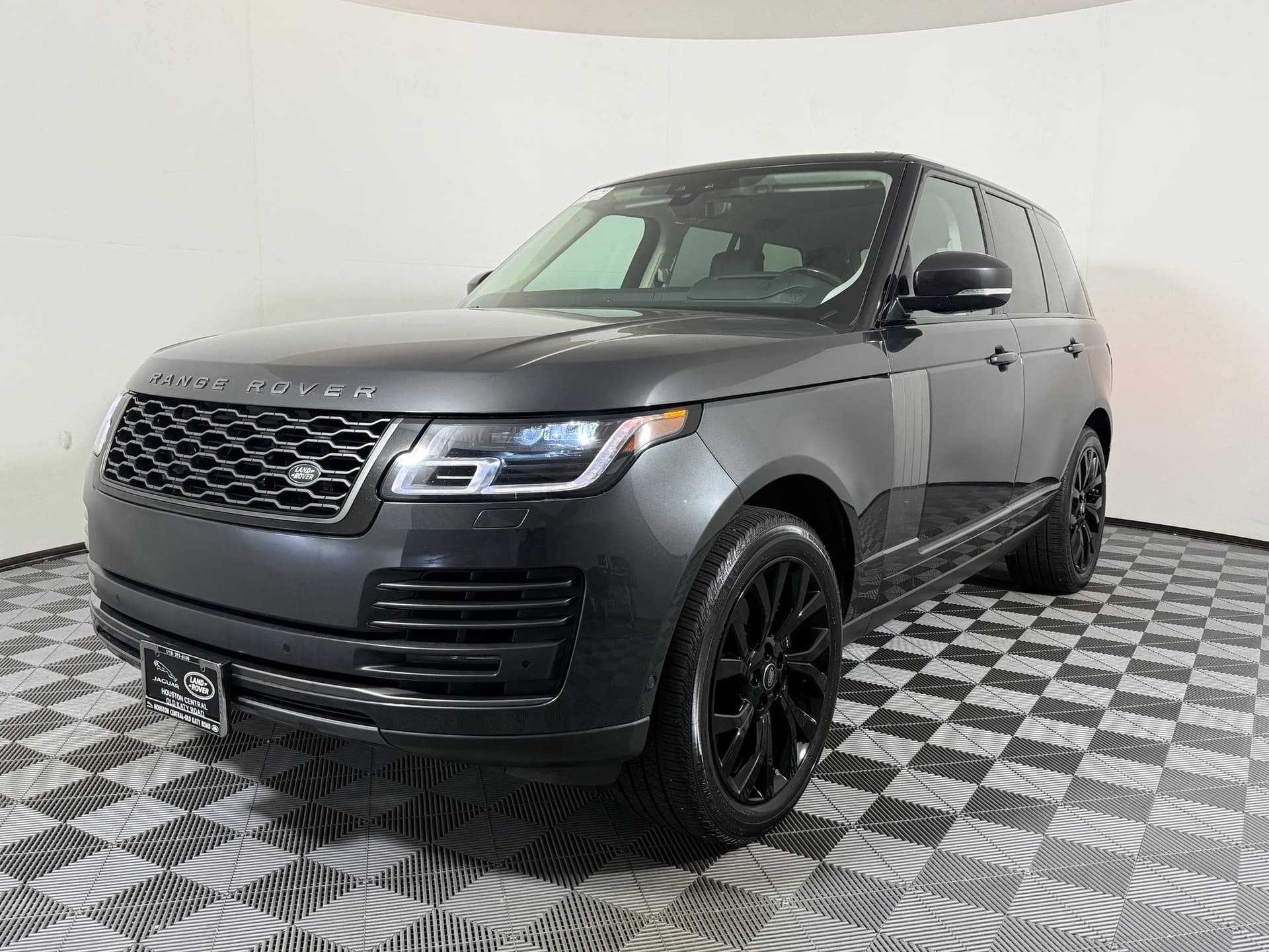 2021 Land Rover Range Rover P525 Westminster — photo 1 of 27