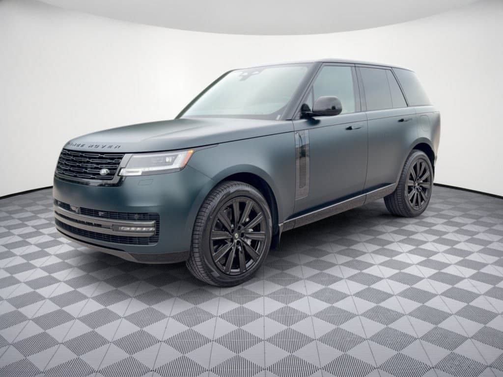2027 Land Rover Range Rover SE — photo 1 of 32