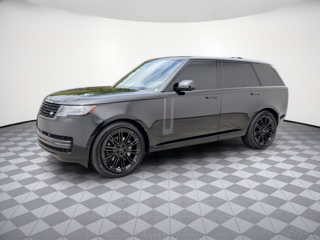 2026 Land Rover Range Rover SE — photo 1 of 32