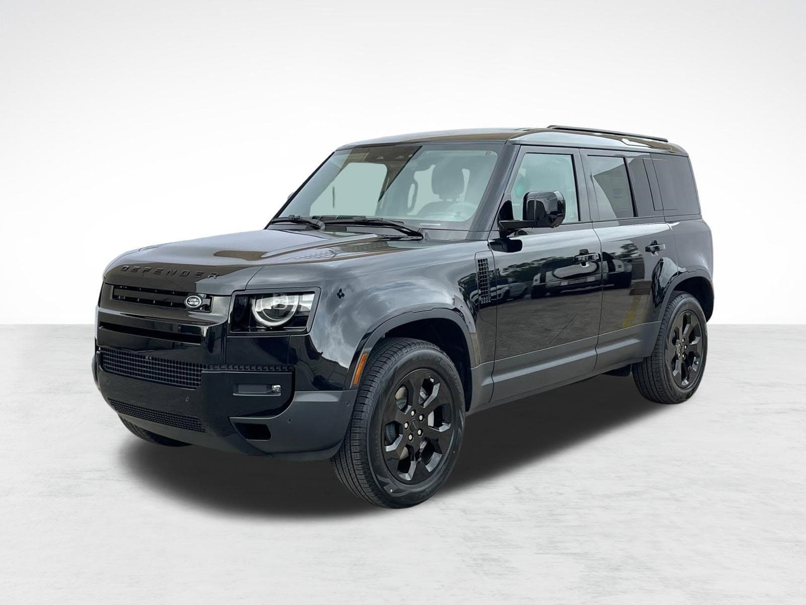 2026 Land Rover Defender S — photo 1 of 31