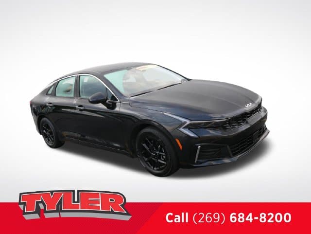 2025 Kia K5 LXS — photo 1 of 47
