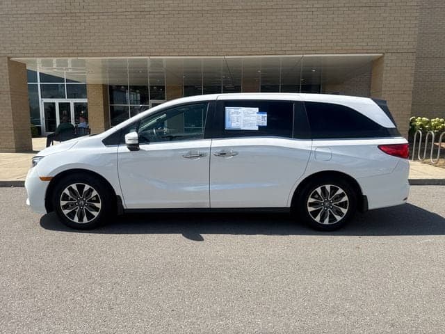 2024 Honda Odyssey EX-L — photo 1 of 20