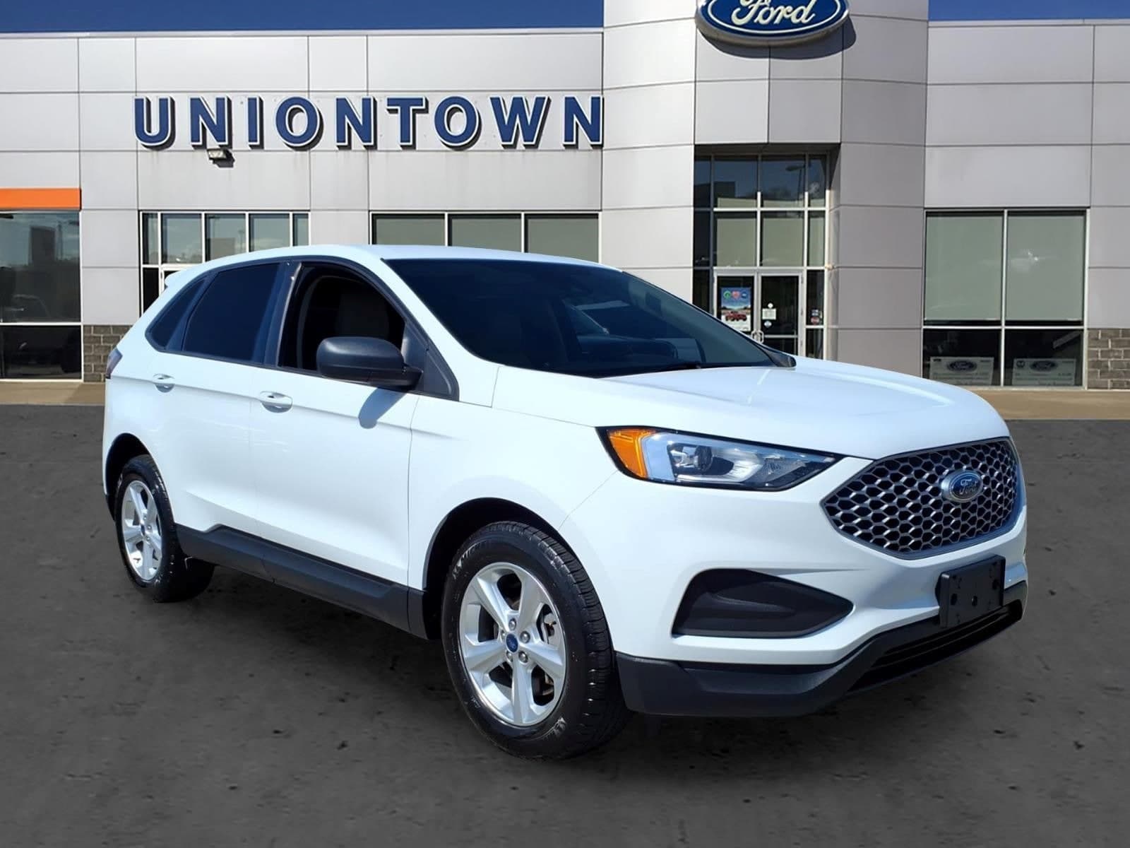 2023 Ford Edge SE — photo 1 of 20