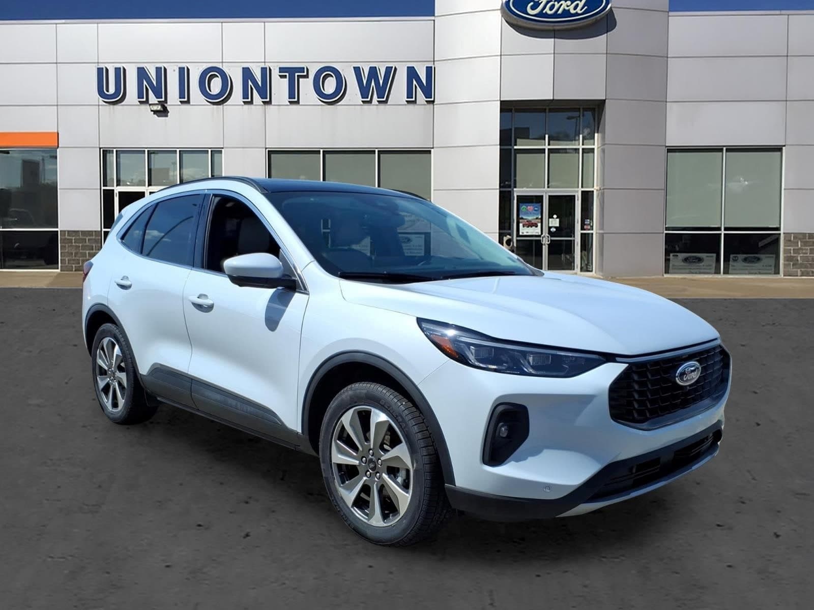 2025 Ford Escape Platinum — photo 1 of 20