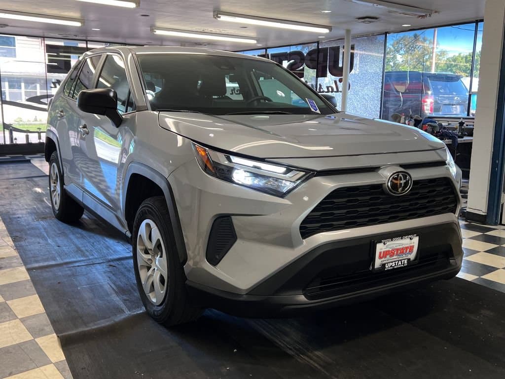 2025 Toyota RAV4 LE — photo 1 of 39