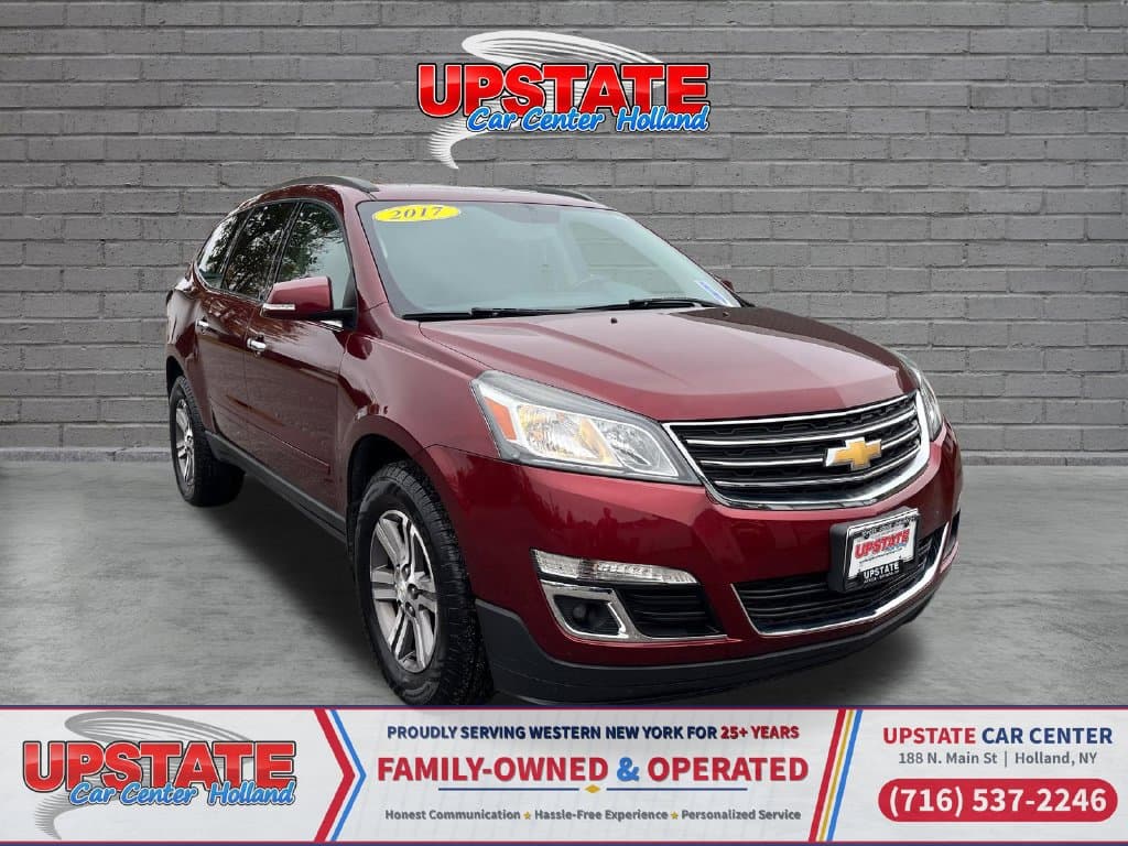 2017 Chevrolet Traverse LT — photo 1 of 44