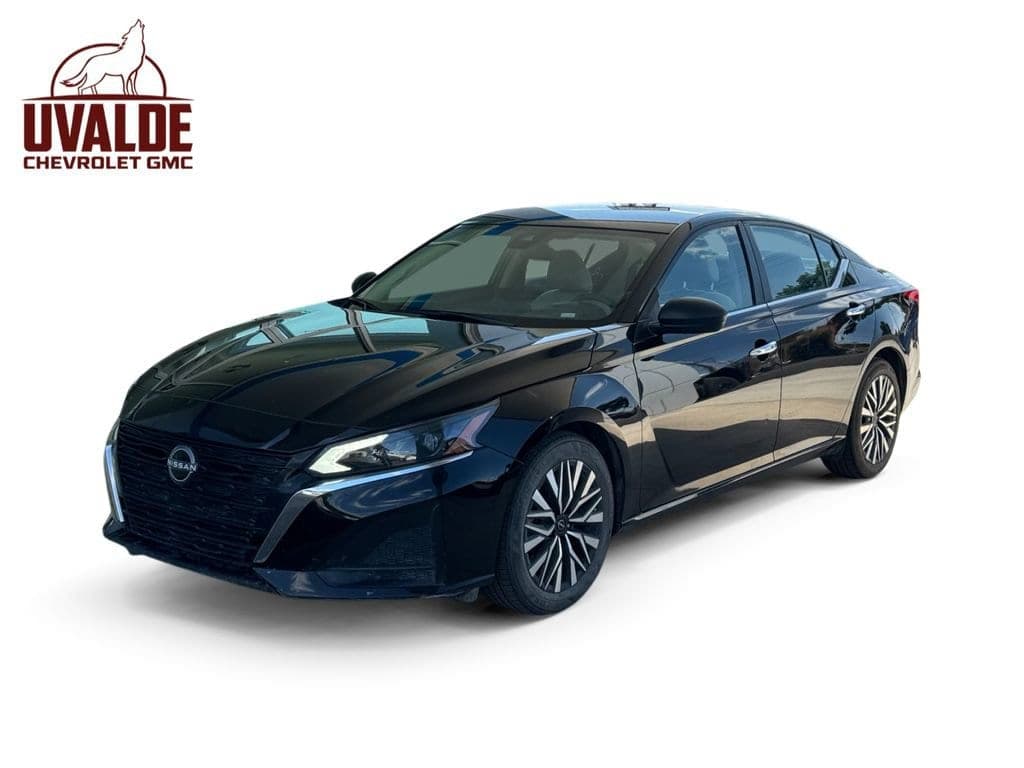 2024 Nissan Altima 2.5 SV — photo 1 of 25