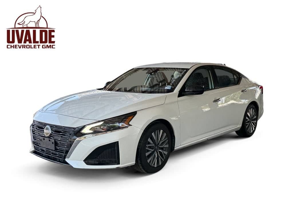 2024 Nissan Altima 2.5 SV — photo 1 of 25