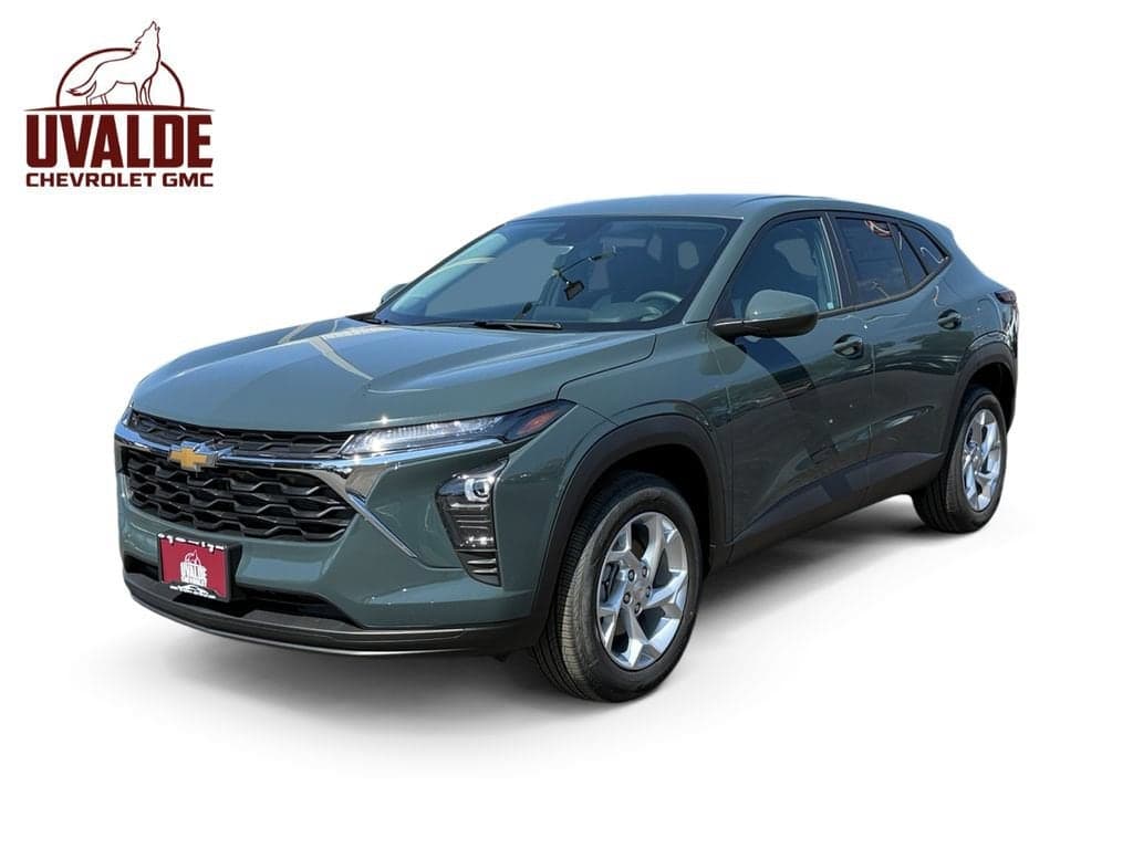2026 Chevrolet Trax LS — photo 1 of 31