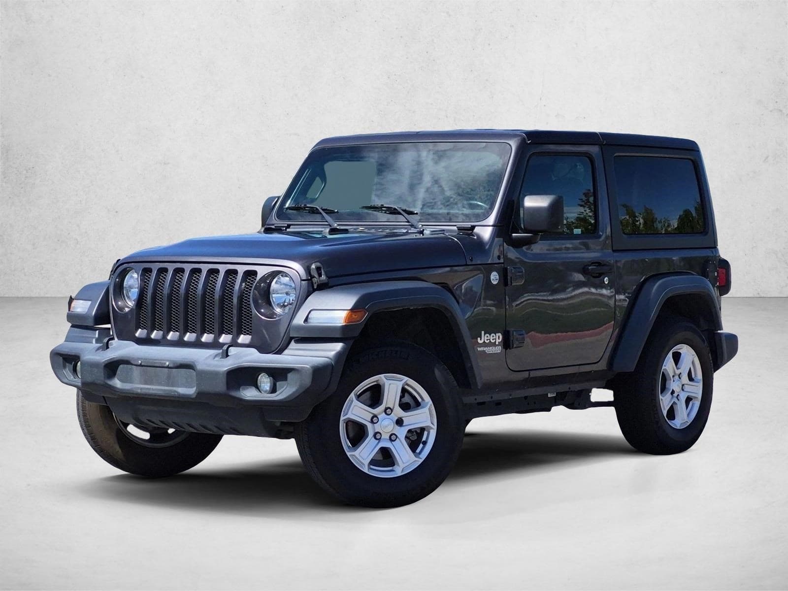 2020 Jeep Wrangler Sport — photo 1 of 20