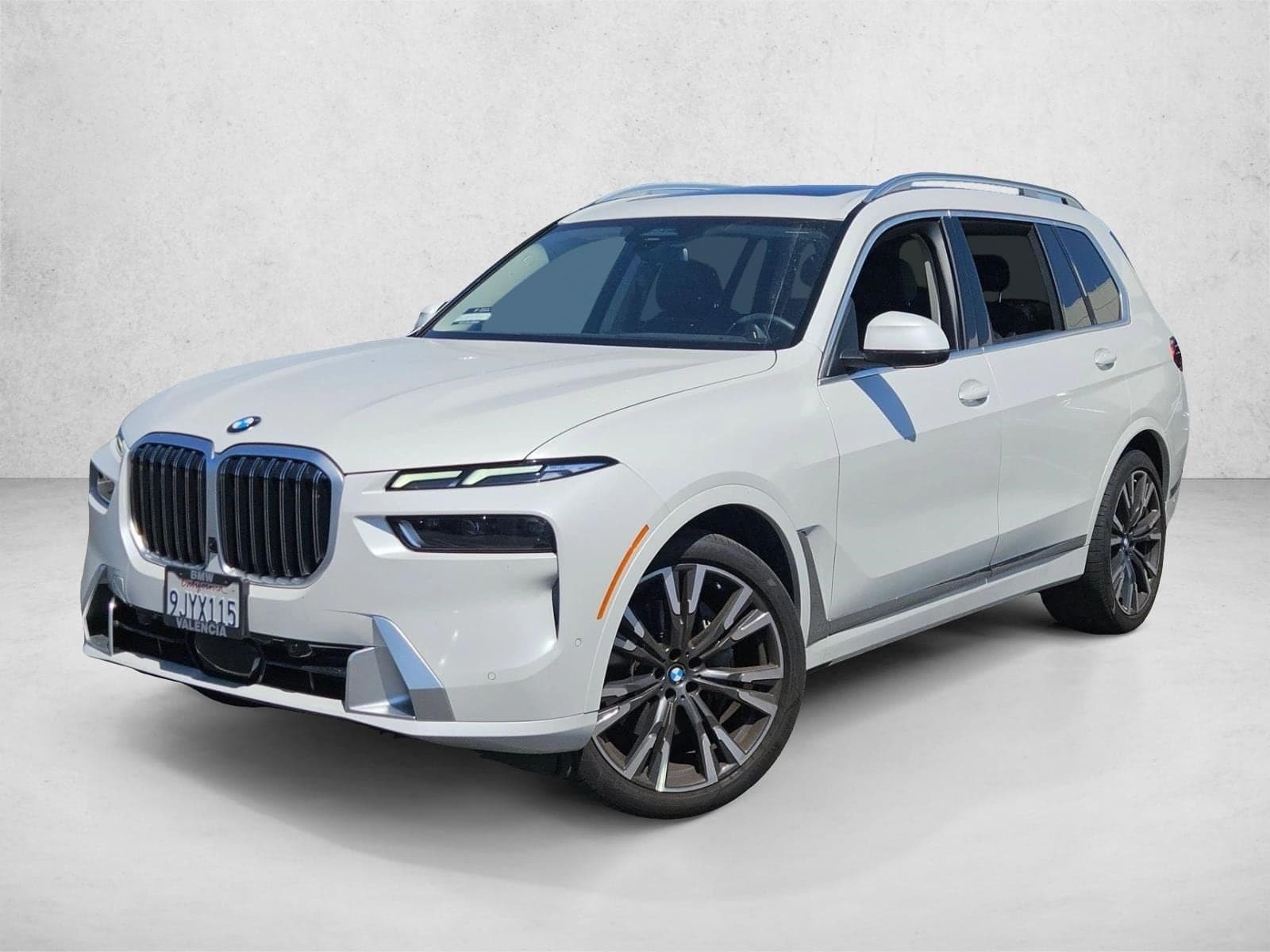 2024 BMW X7 xDrive40i — photo 1 of 15