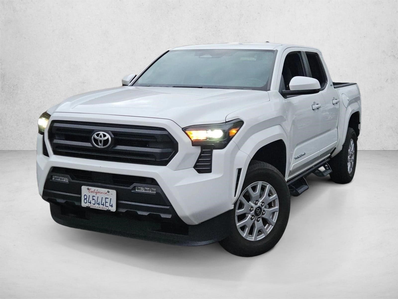 2025 Toyota Tacoma 2WD Base — photo 1 of 16