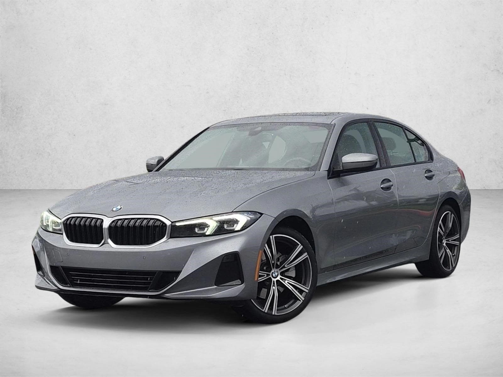 2023 BMW 3 Series 330i — photo 1 of 25