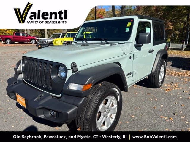 2023 Jeep Wrangler Base — photo 1 of 19