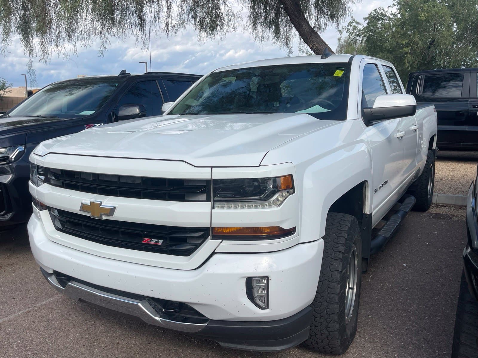 2016 Chevrolet Silverado 1500 LT — photo 1 of 10