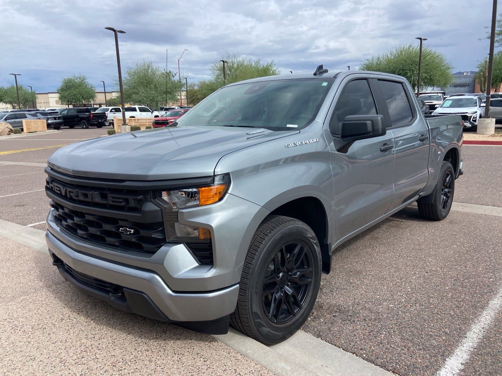 2026 Chevrolet Silverado 1500 Custom — photo 1 of 11