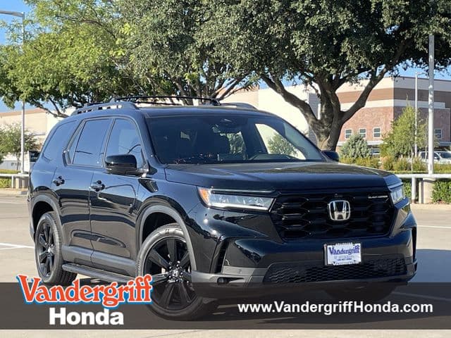2025 Honda Pilot Black Edition — photo 1 of 32