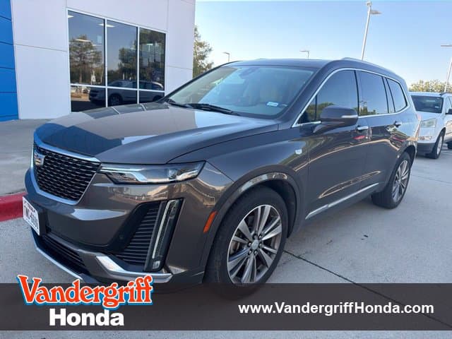 2020 Cadillac XT6 FWD Premium Luxury — photo 1 of 17