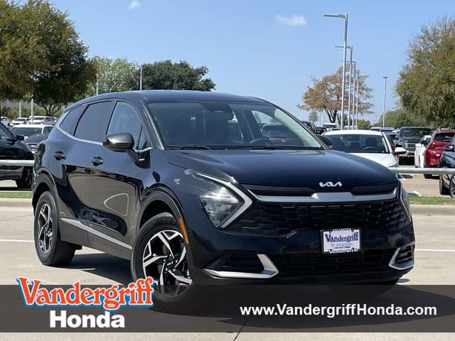 2023 Kia Sportage LX — photo 1 of 29
