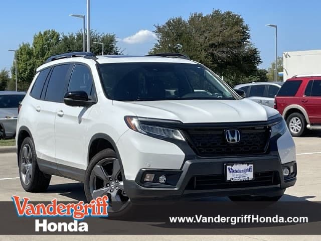 2021 Honda Passport Touring — photo 1 of 31