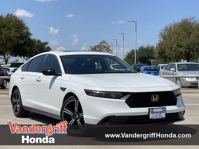 2025 Honda Accord Hybrid Sport — photo 1 of 29