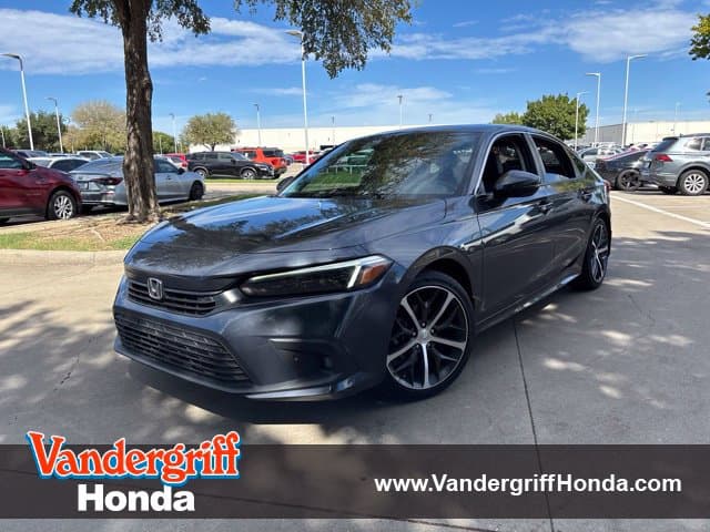 2024 Honda Civic Sedan Touring — photo 1 of 17