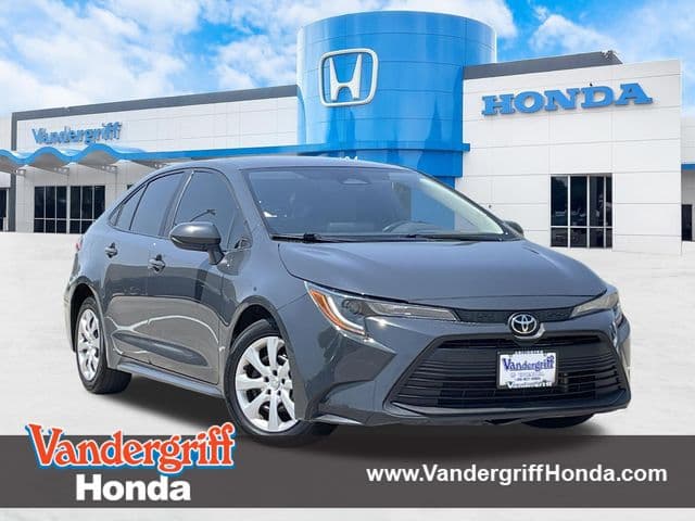 2024 Toyota Corolla LE — photo 1 of 28