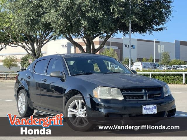 2014 Dodge Avenger SXT — photo 1 of 15