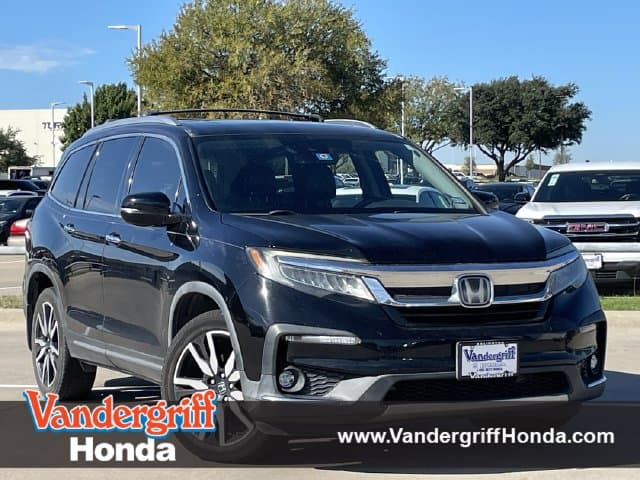 2019 Honda Pilot Touring 7-Passenger — photo 1 of 15