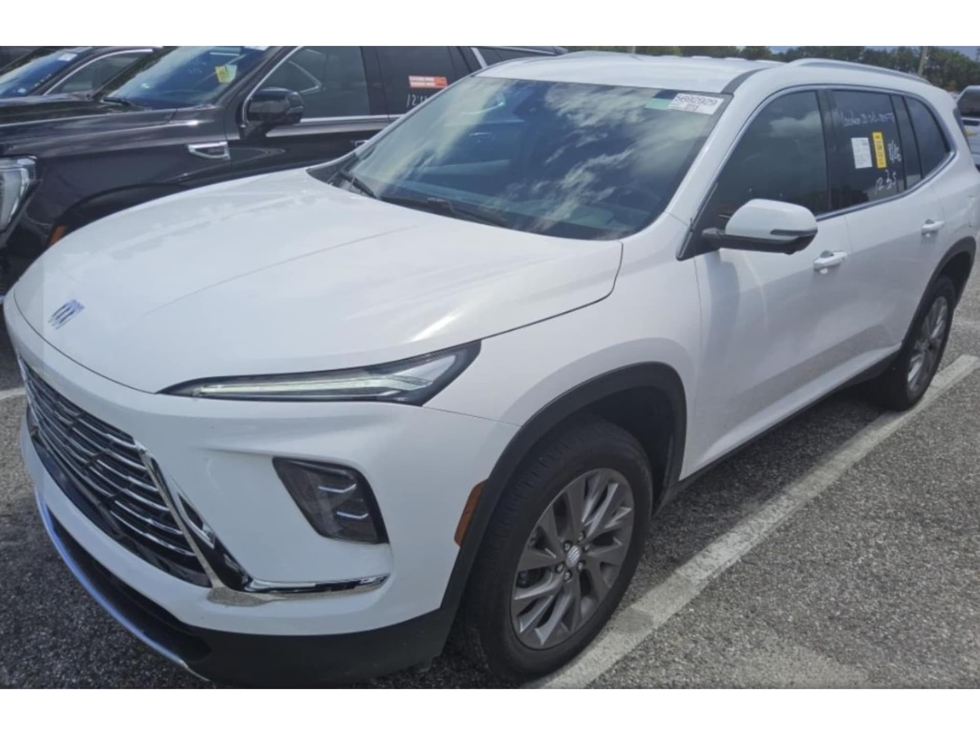 2026 Buick Enclave Preferred — photo 1 of 18