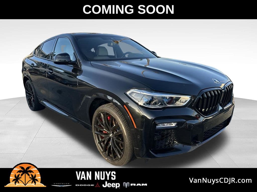 2021 BMW X6 M50i — photo 1 of 10