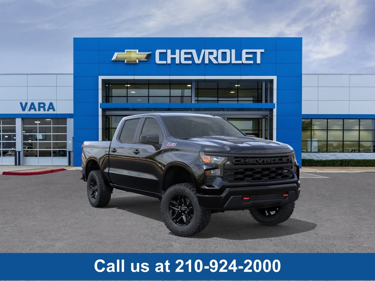 2026 Chevrolet Silverado 1500 Custom Trail Boss — photo 1 of 30