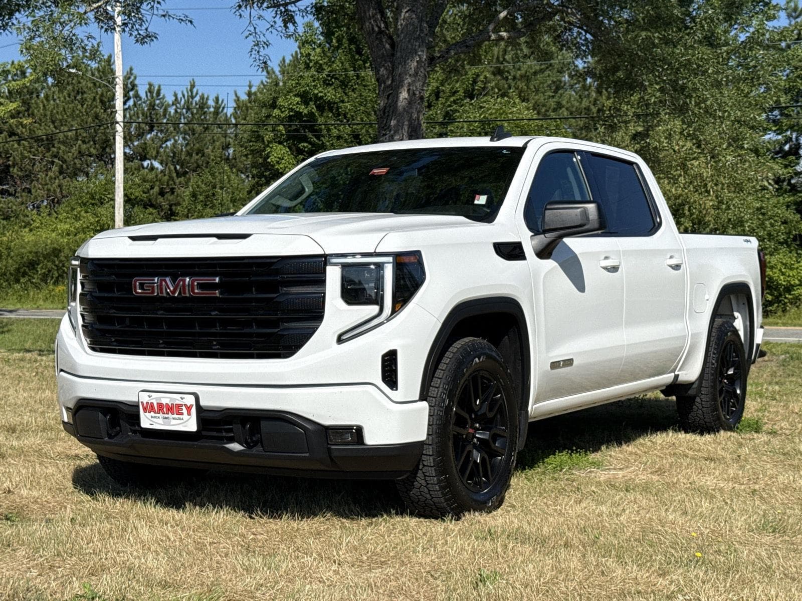 2023 GMC Sierra 1500 Elevation — photo 1 of 23